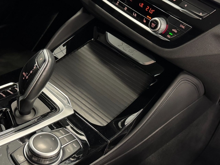 BMW X4 XDRIVE 20D foto 42