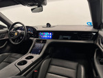 Porsche Taycan TAYCAN miniatura 11
