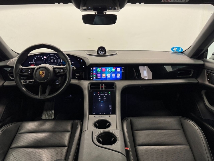 Porsche Taycan TAYCAN foto 10