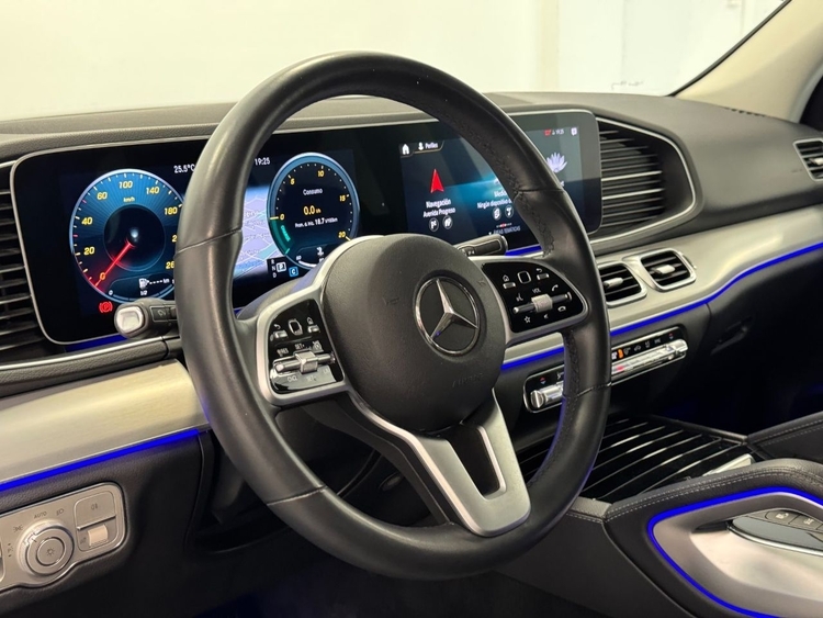Mercedes GLE 300D 4MATIC foto 21