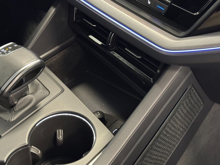 Volkswagen Touareg PREMIUM ELEGANCE 4MOTION foto 31