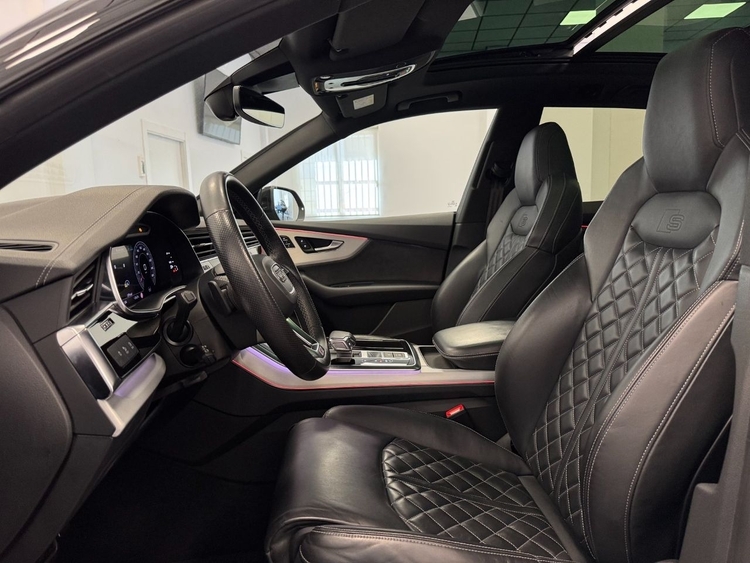 Audi Q8 55TFSI BLACK LIMITED  foto 15
