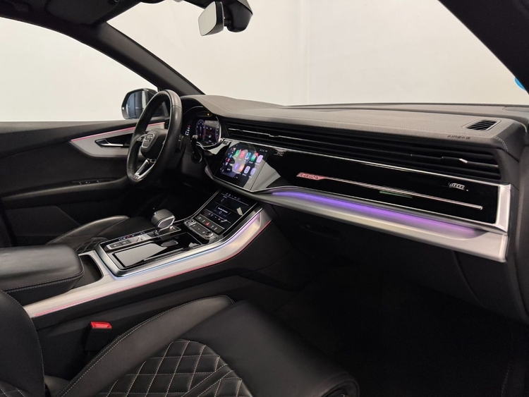 Audi Q8 55TFSI BLACK LIMITED  foto 34