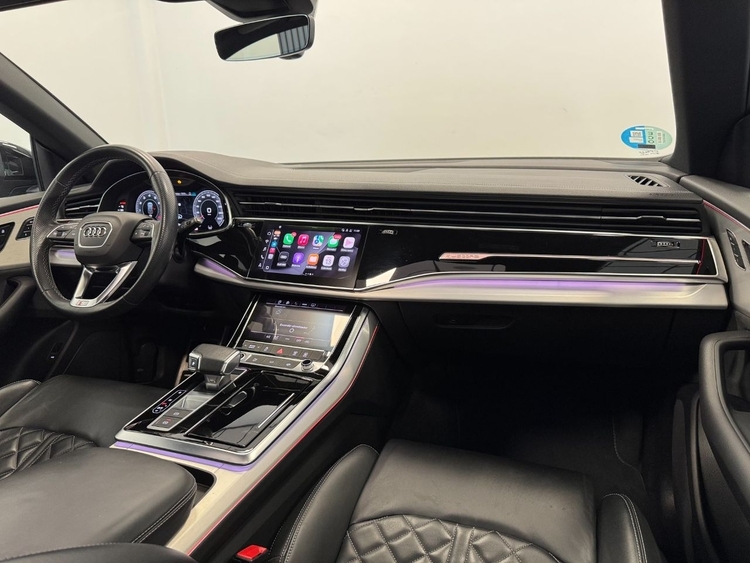 Audi Q8 55TFSI BLACK LIMITED  foto 11