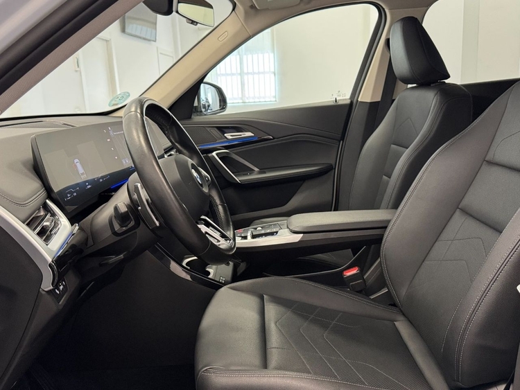 BMW X1 SDRIVE 18D foto 15