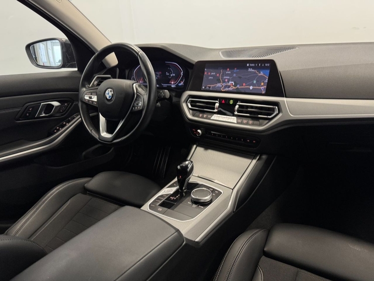 BMW Serie 3 320D  foto 12