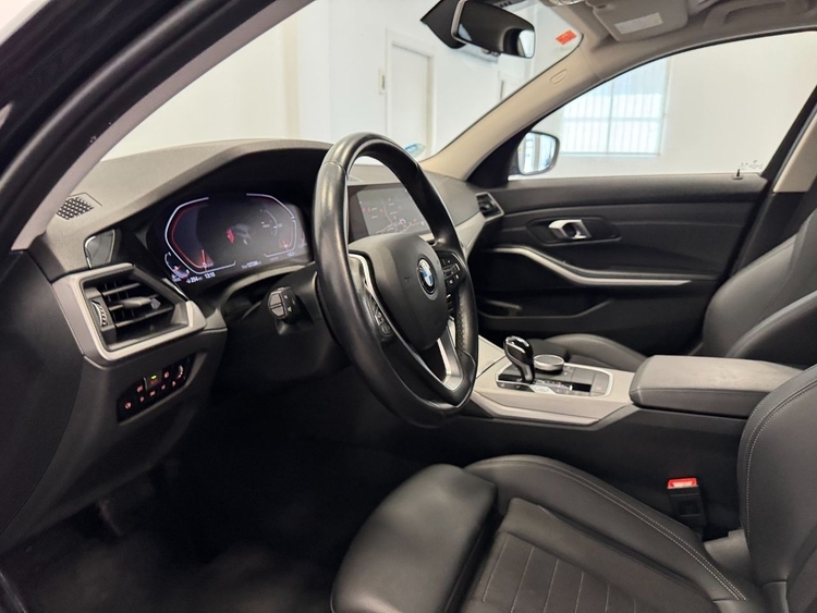 BMW Serie 3 320D  foto 15