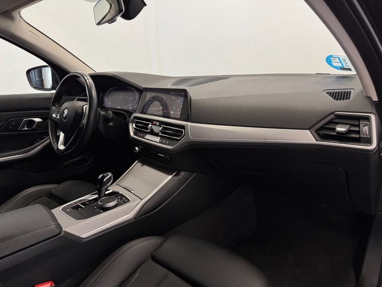 BMW Serie 3 320D  foto 28