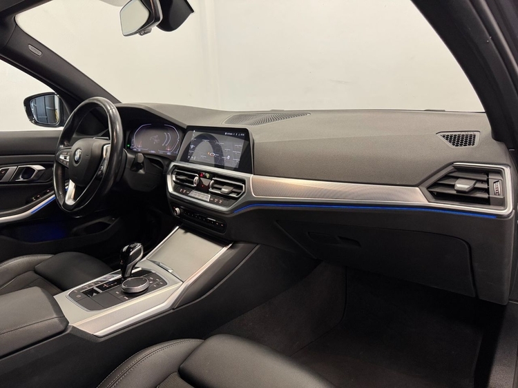 BMW Serie 3 SERIE 320D foto 13