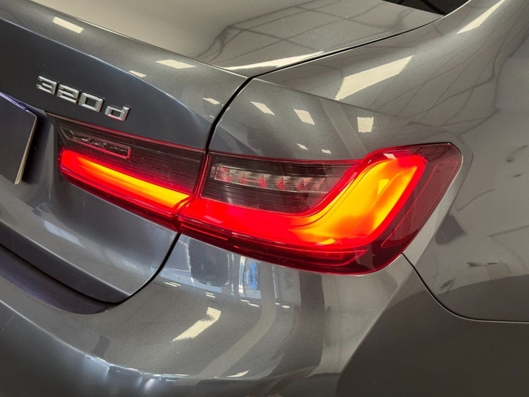 BMW Serie 3 SERIE 320D foto 46