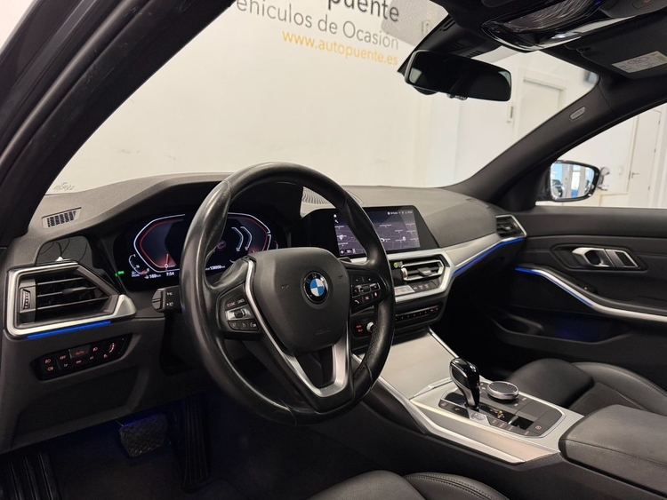 BMW Serie 3 SERIE 320D foto 8