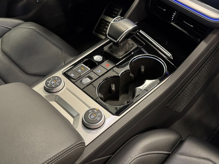Volkswagen Touareg R 3.0 V6 462CV E-HYBRID foto 35