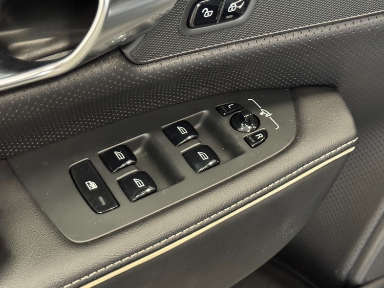 Volvo S90 T8 RECHARGE R-DESIGN foto 16
