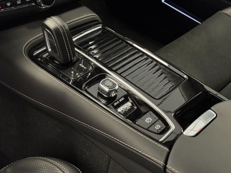 Volvo S90 T8 RECHARGE R-DESIGN foto 22