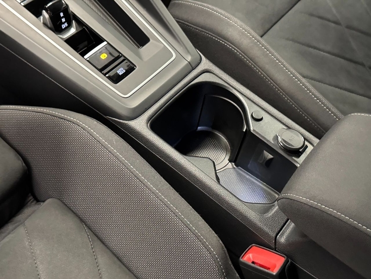 Volkswagen Golf E-HYBRID 204CV DSG foto 26