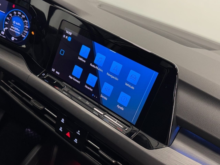 Volkswagen Golf E-HYBRID 204CV DSG foto 36