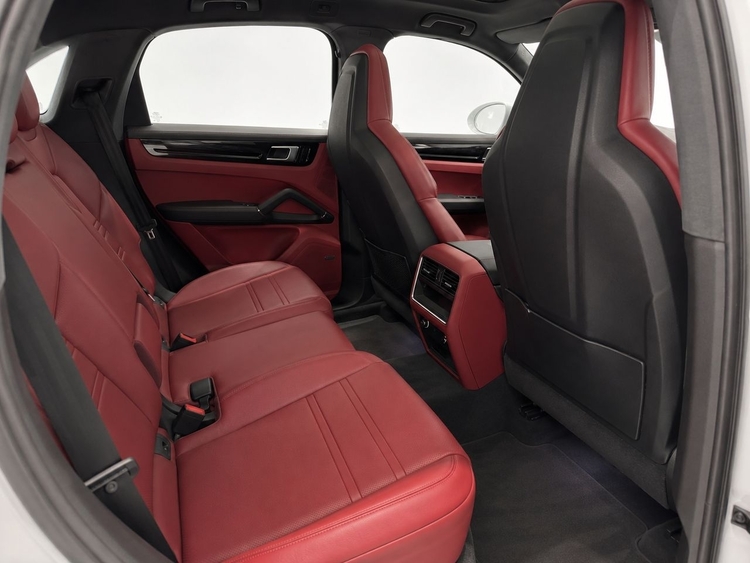 Porsche Cayenne S foto 15