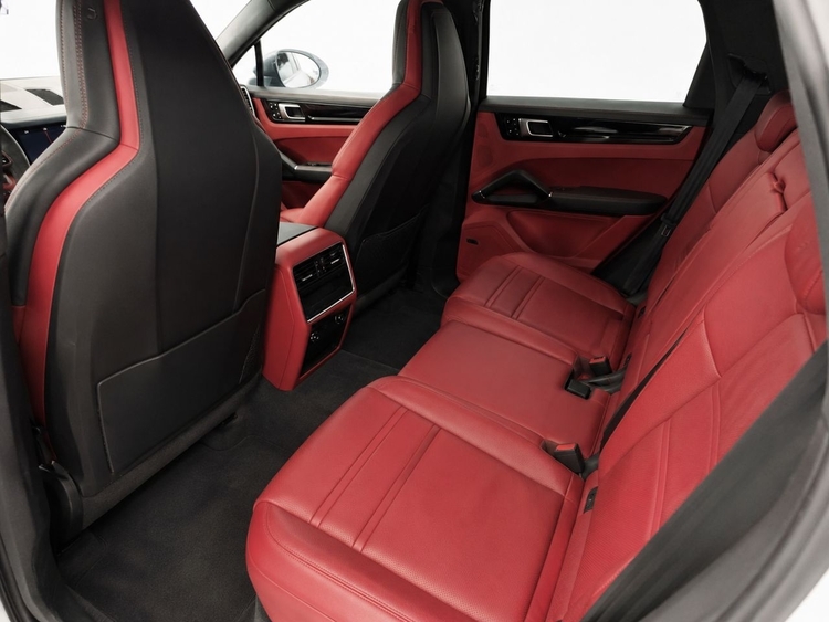 Porsche Cayenne S foto 16