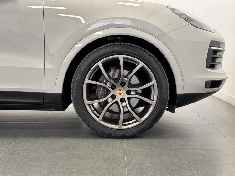 Porsche Cayenne CAYENNE foto 53