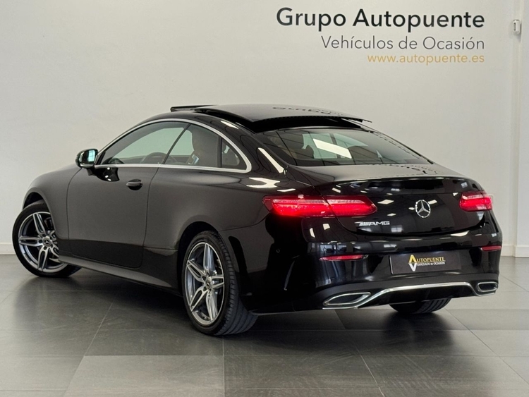 Mercedes Clase E 220D AMG foto 5