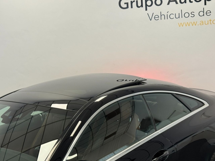 Mercedes Clase E 220D AMG foto 39