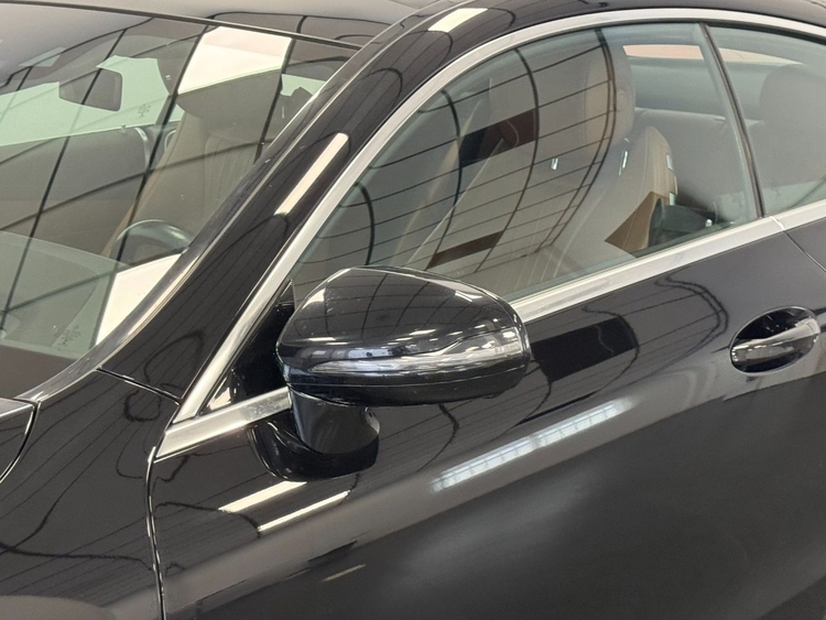 Mercedes Clase E 220D AMG foto 40