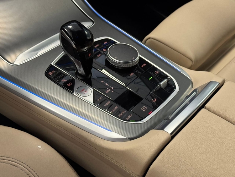 BMW X5 XDRIVE 45E foto 29