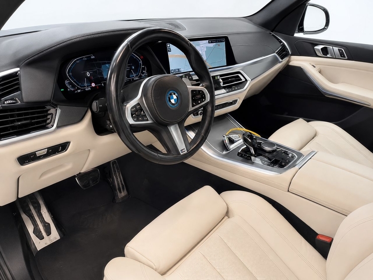 BMW X5 XDRIVE 45E foto 8