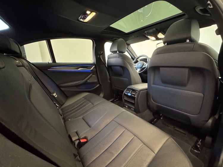 BMW Serie 5 540D M XDRIVE foto 47