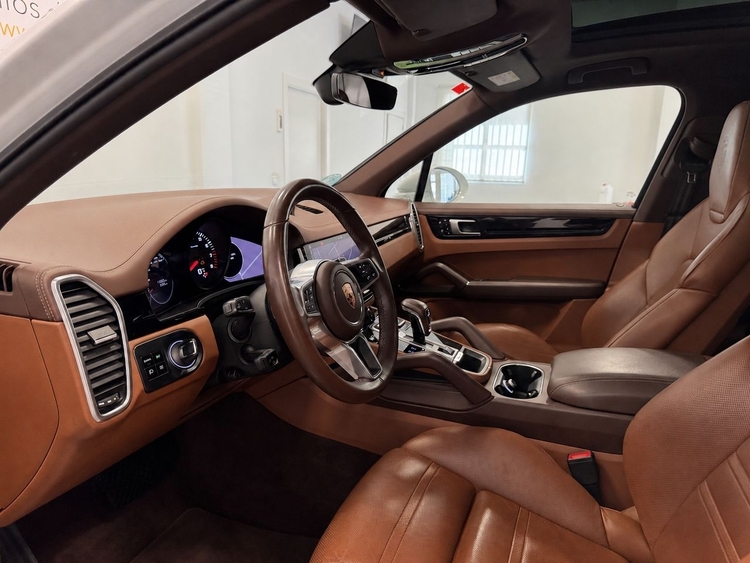 Porsche Cayenne CAYENNE foto 11