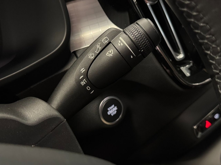 Volvo XC40 T4 PLUS BRIGHT AUTO  foto 20