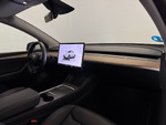 Tesla Model Y GRAN AUTONOMIA RWD miniatura 13