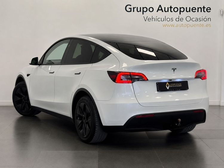 Tesla Model Y GRAN AUTONOMIA RWD foto 5