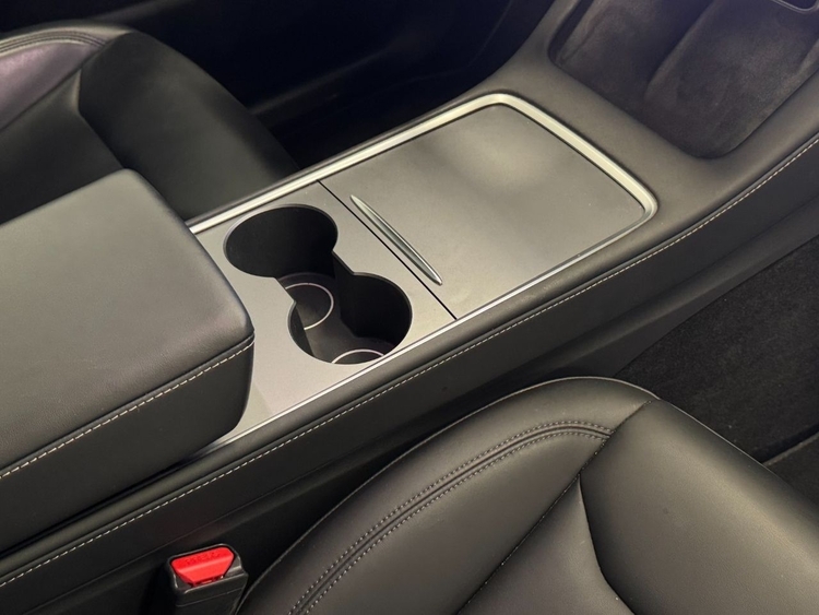 Tesla Model Y GRAN AUTONOMIA RWD foto 34