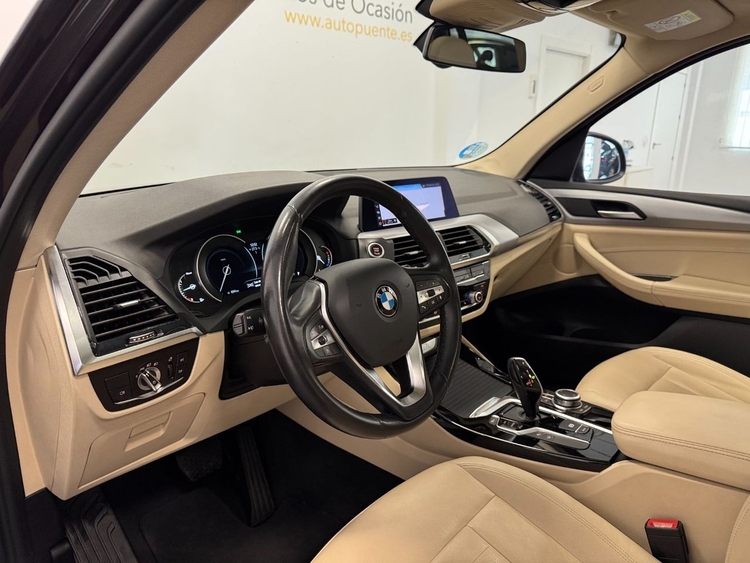BMW X3 XDRIVE 20D foto 14
