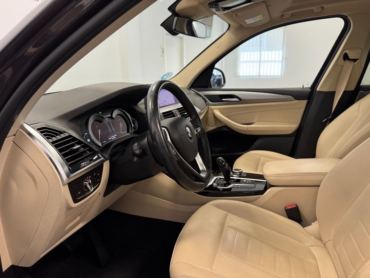 BMW X3 XDRIVE 20D foto 15