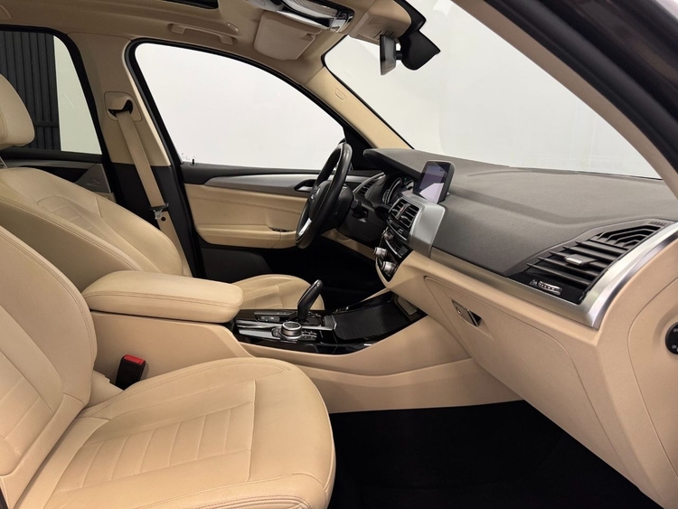 BMW X3 XDRIVE 20D foto 31