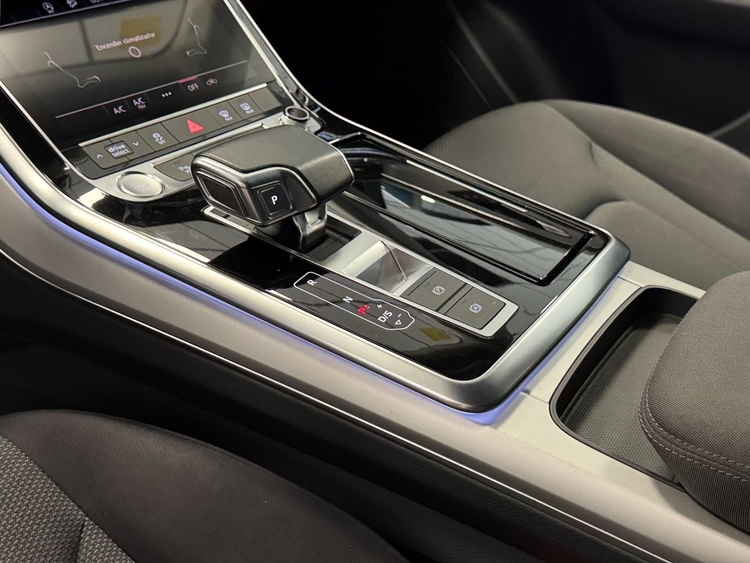 Audi Q8 45TDI QUATTRO TIPTRONIC  foto 24