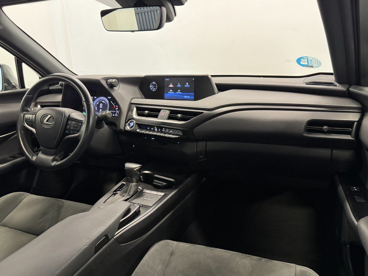 Lexus UX 250H BUSINESS miniatura 11