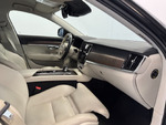 Volvo V90 CROSS COUNTRY B4 D  miniatura 26