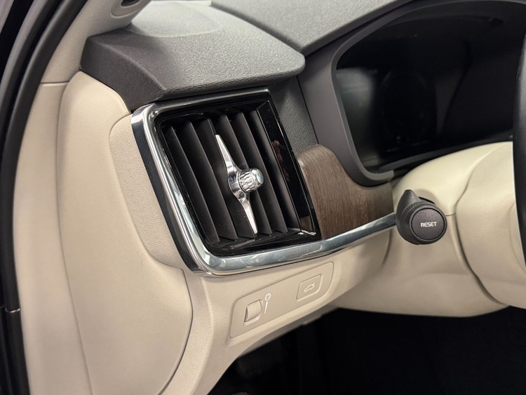 Volvo V90 CROSS COUNTRY B4 D  foto 18