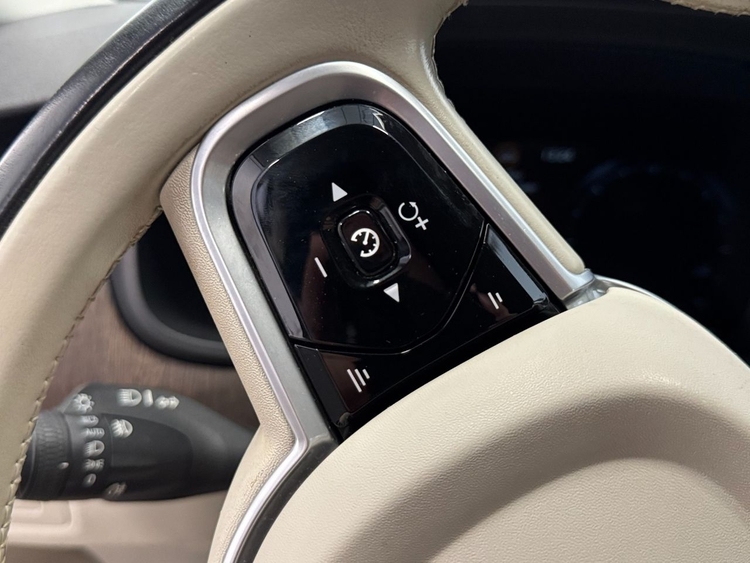 Volvo V90 CROSS COUNTRY B4 D  foto 19