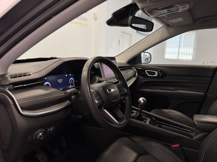Jeep Compass LIMITED foto 13