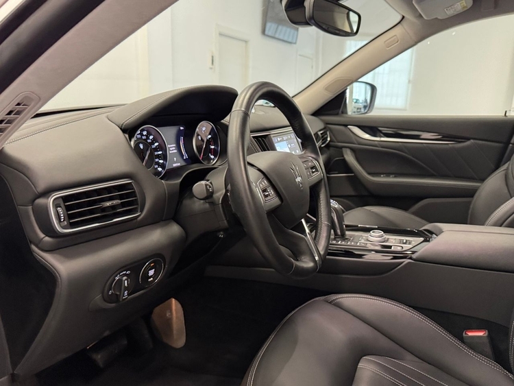 Maserati Levante LEVANTE GRANLUSSO 3.0 V6 foto 14