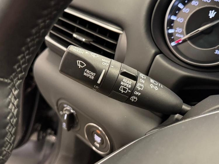 Maserati Levante LEVANTE GRANLUSSO 3.0 V6 foto 21