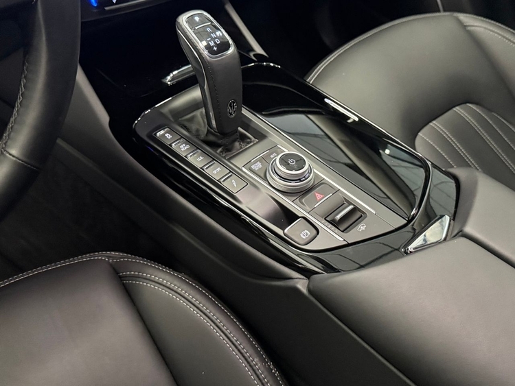 Maserati Levante LEVANTE GRANLUSSO 3.0 V6 foto 25