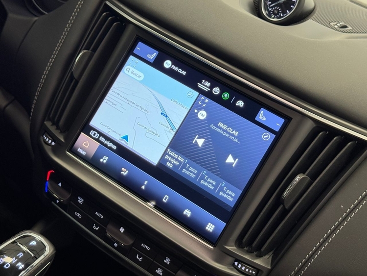 Maserati Levante LEVANTE GRANLUSSO 3.0 V6 foto 34