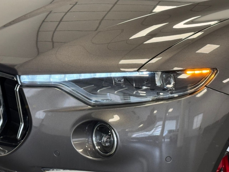 Maserati Levante LEVANTE GRANLUSSO 3.0 V6 foto 48