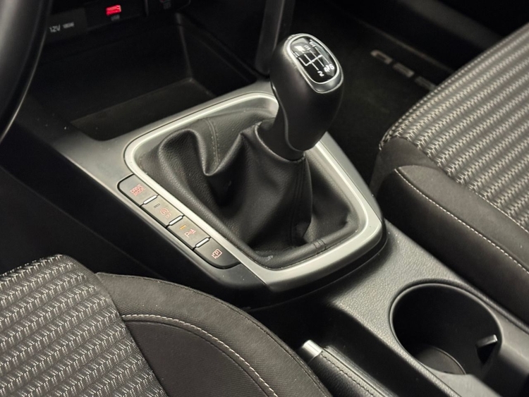 Kia Ceed DRIVE 1.6 MHEV  foto 17