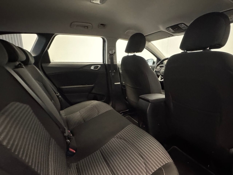 Kia Ceed DRIVE 1.6 MHEV  foto 33